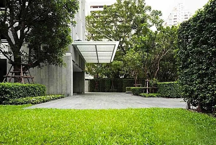 Luxury 2br On The Clouds In Prime Area